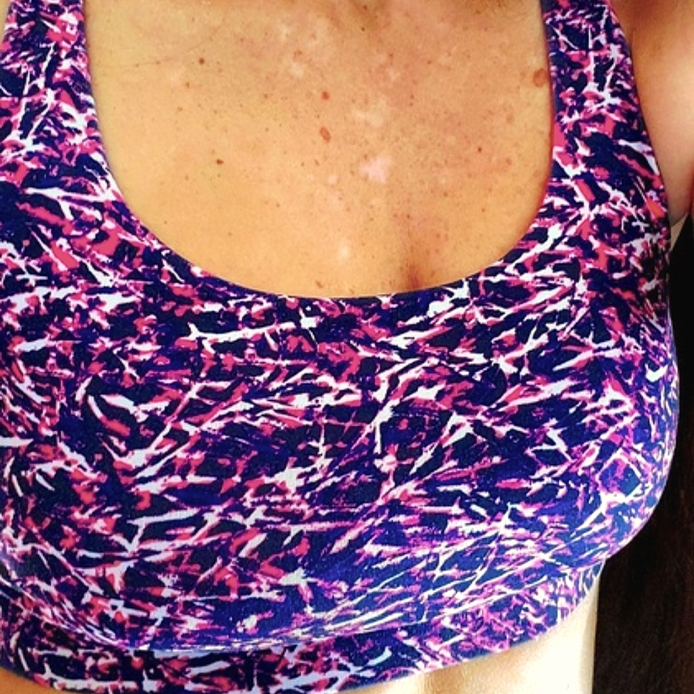 EUC, Lululemon free to be sports bra - Picture 2 of 8